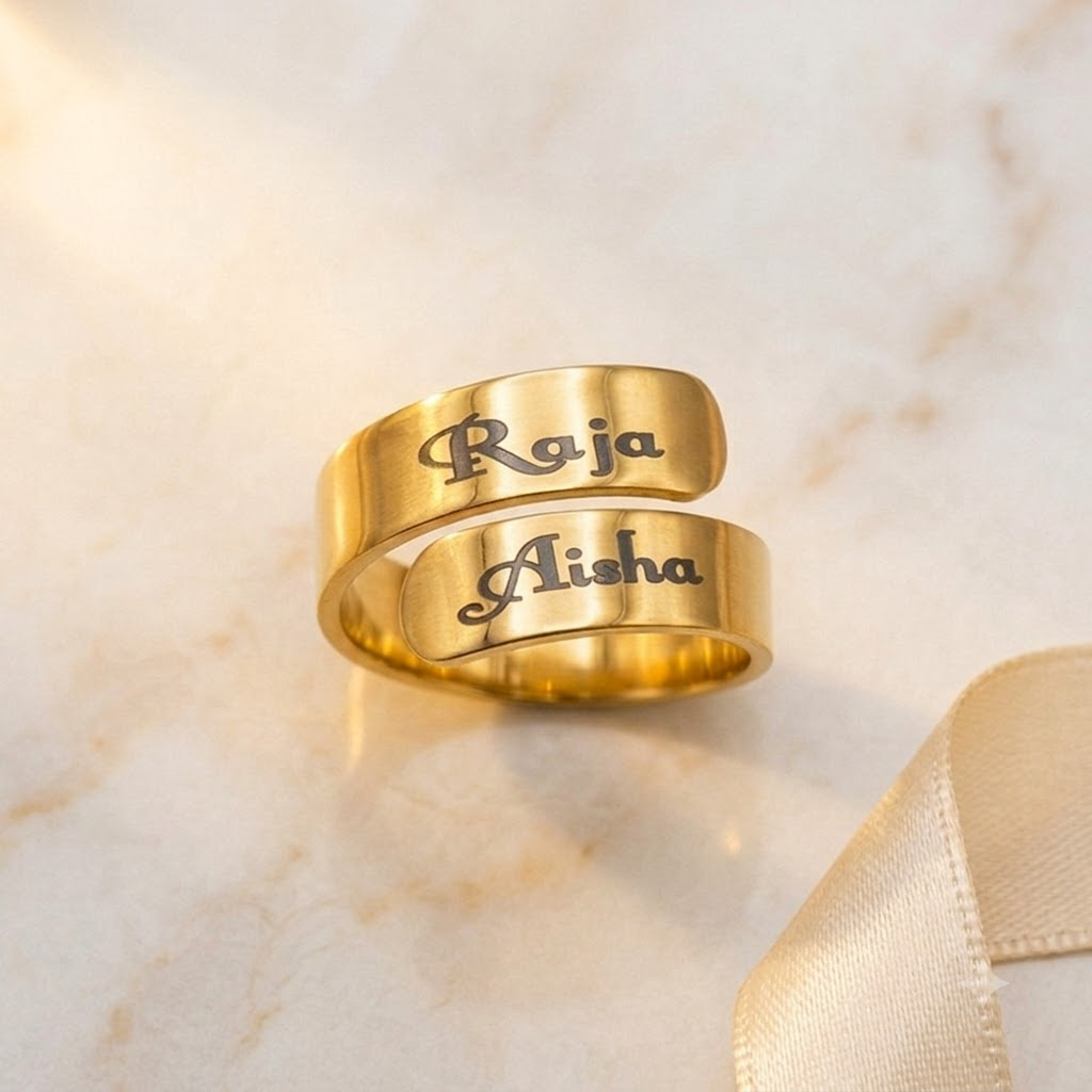 115 (1) Dual Name Engraved Couple Ring - Image 1